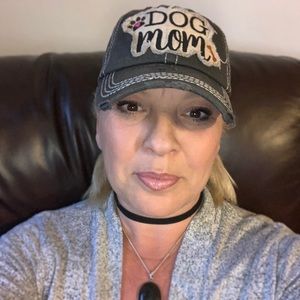 Meet your Posher, Liya